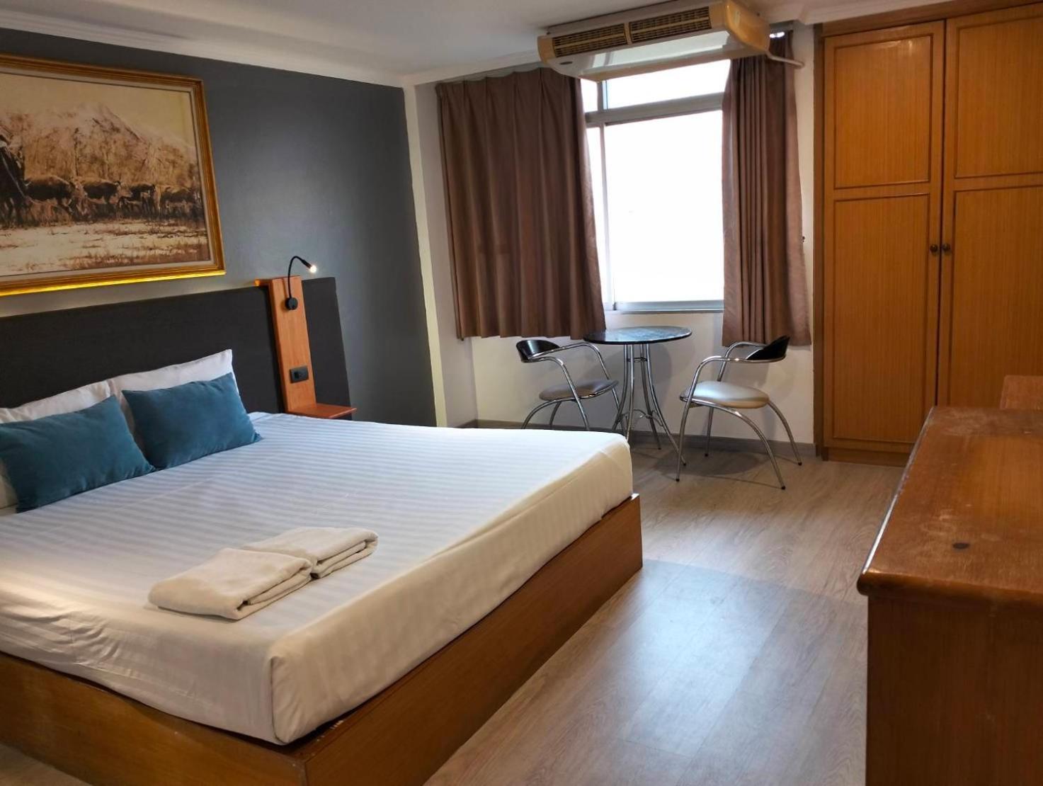 Shagwell Mansions Hotel Pattaya Luaran gambar