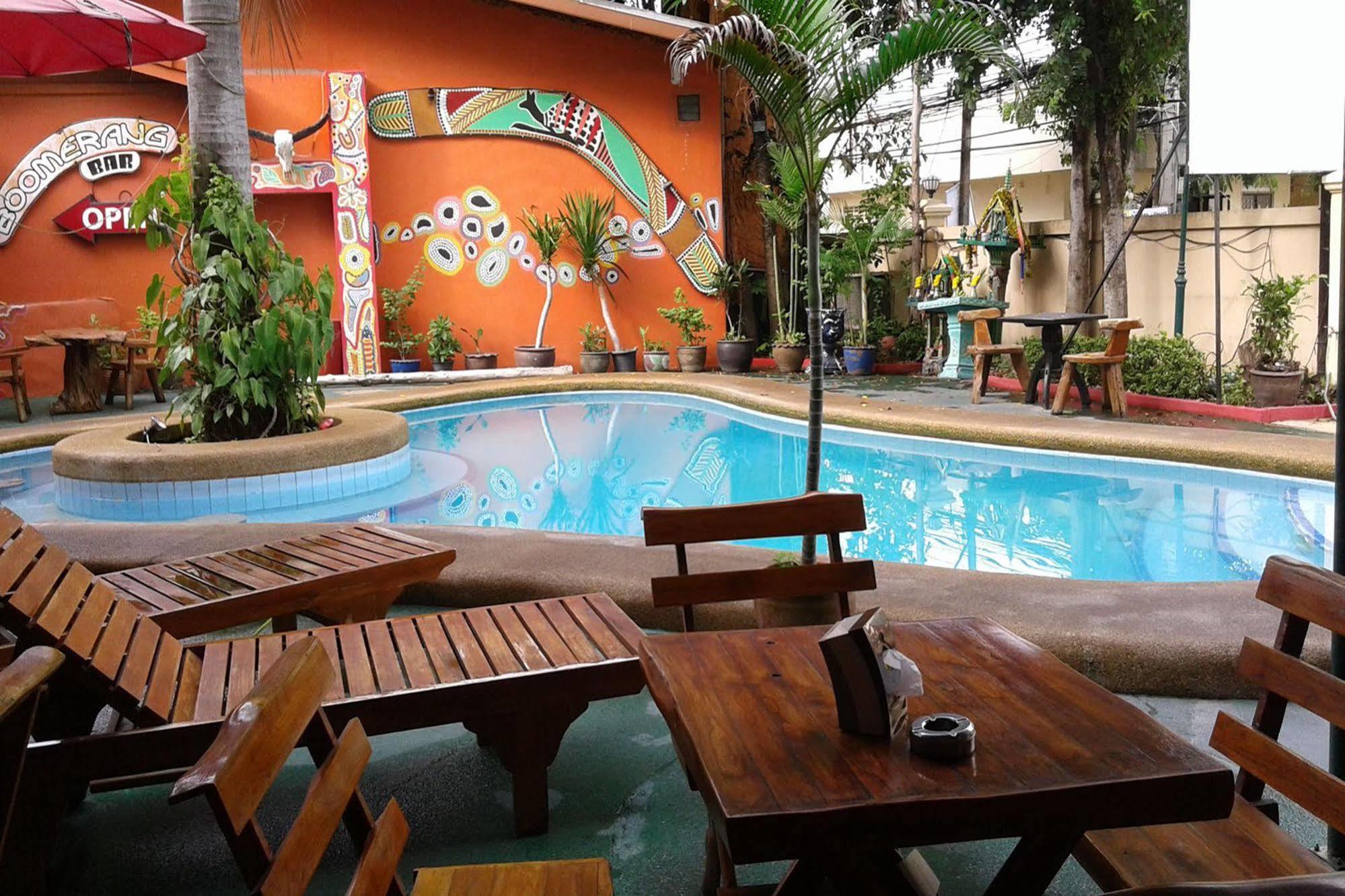 Shagwell Mansions Hotel Pattaya Luaran gambar