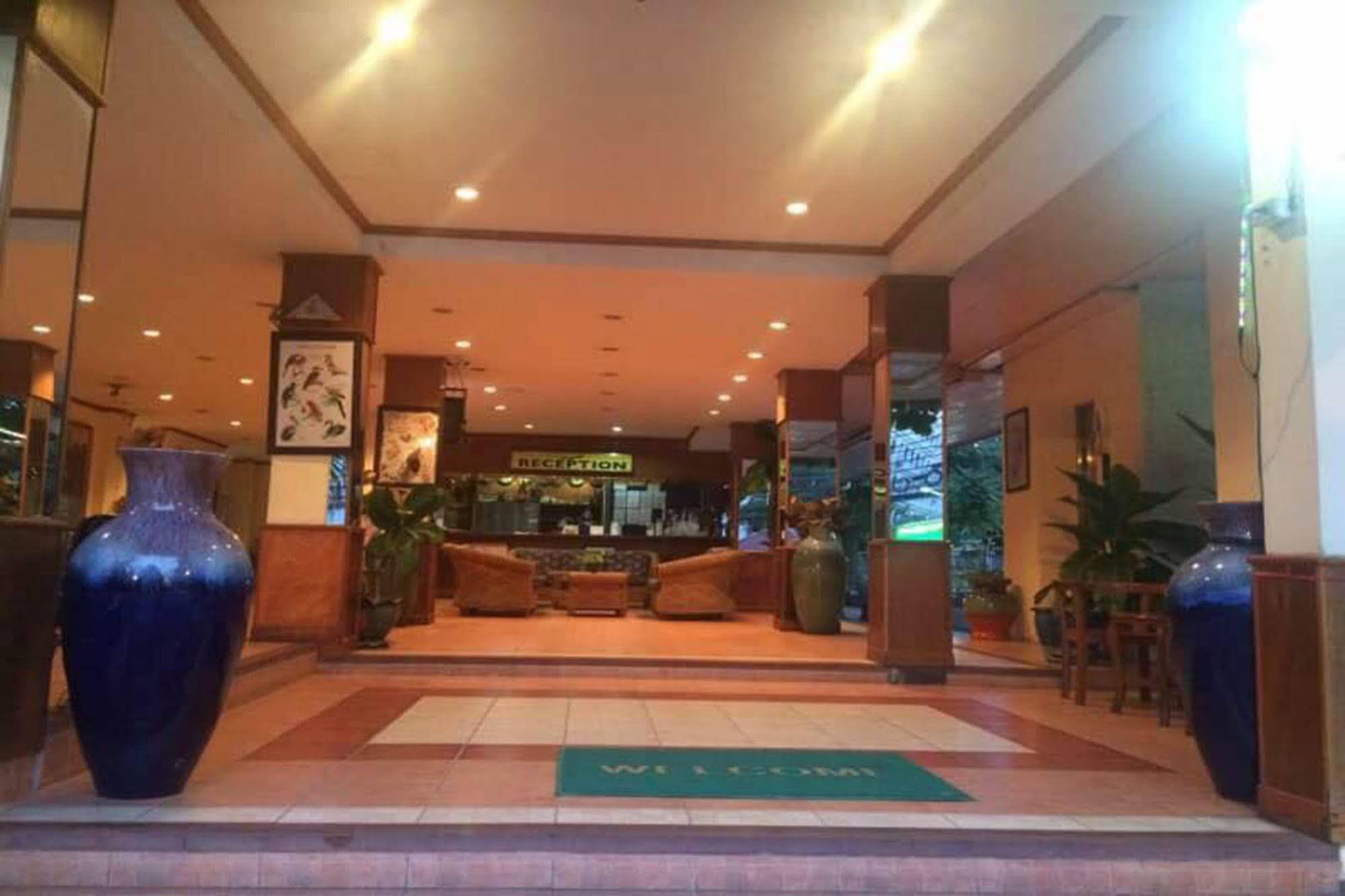 Shagwell Mansions Hotel Pattaya Luaran gambar