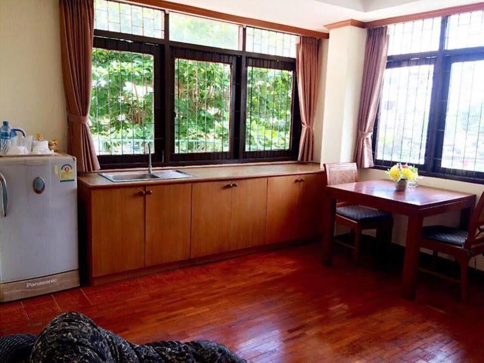 Shagwell Mansions Hotel Pattaya Luaran gambar