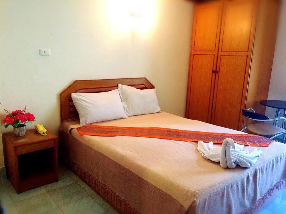 Shagwell Mansions Hotel Pattaya Luaran gambar